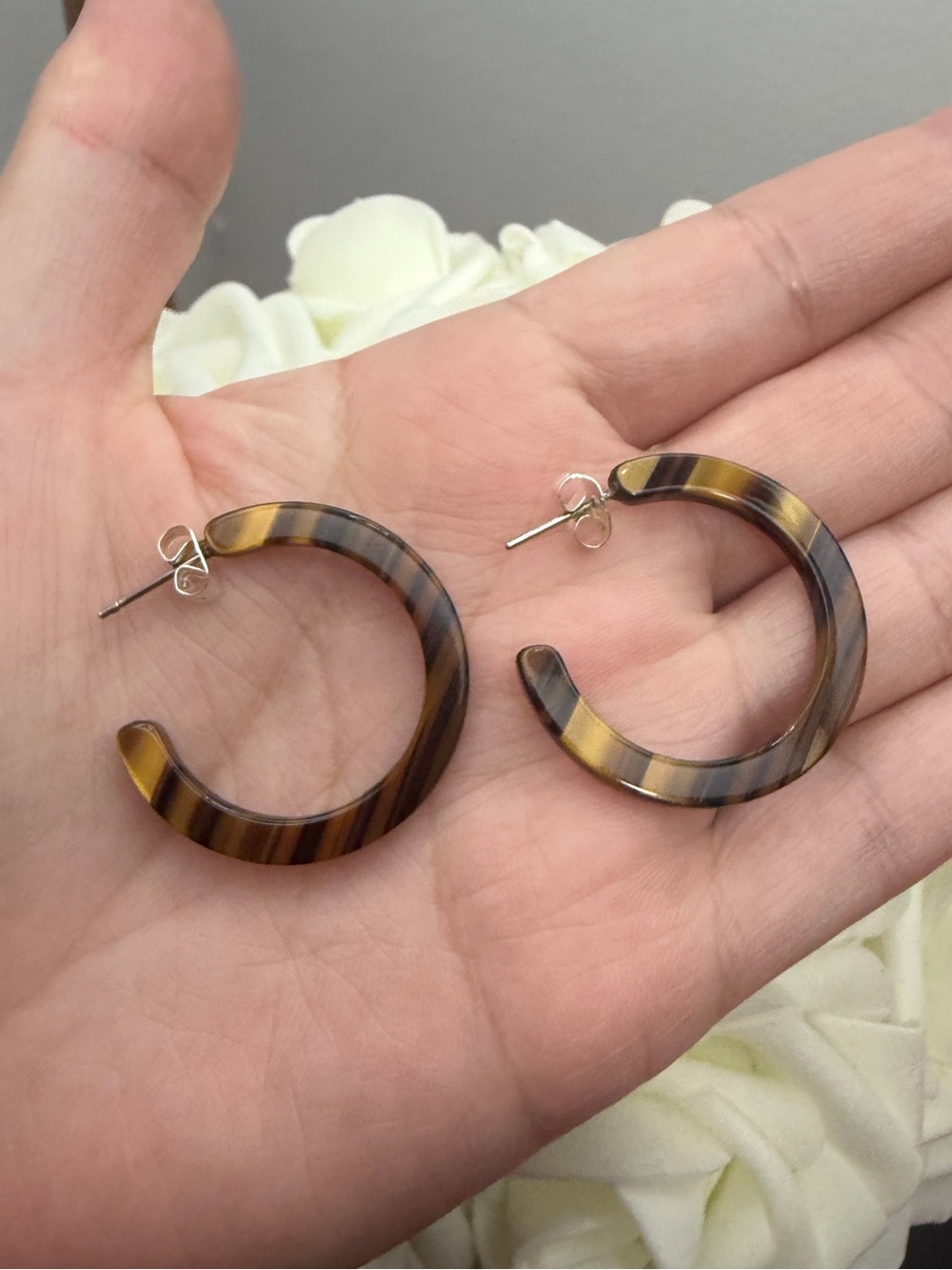 Tortoiseshell Hoop Earrings - Brown Acrylic Hoops